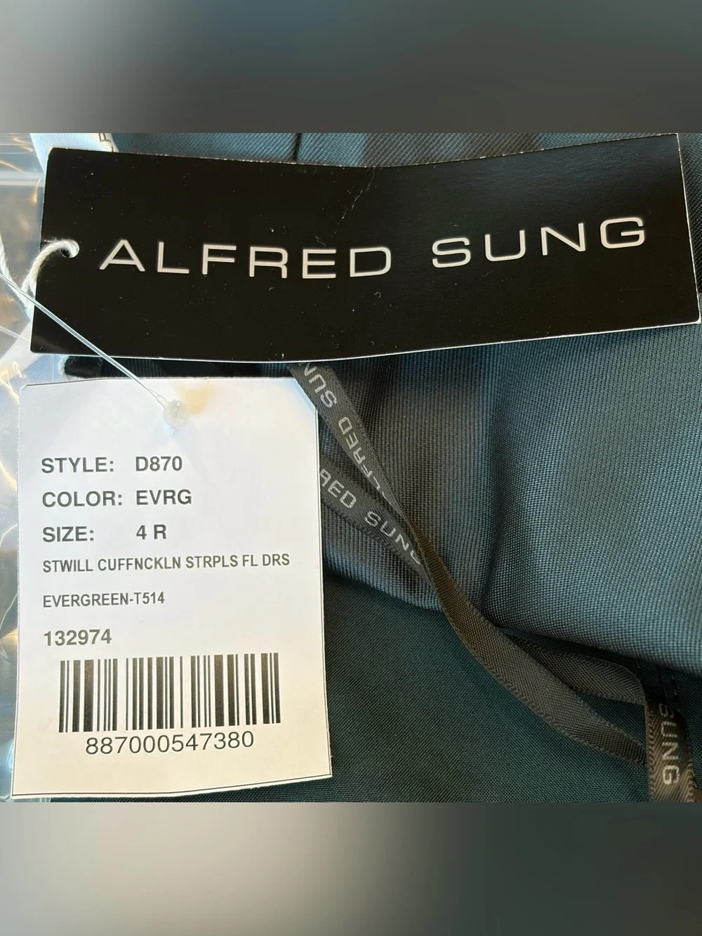 NWT Alfred Sung Strapless Cuff Neckline
Satin Trumpet Gown in Evergreen, Size 4R - Picture 11 of 15